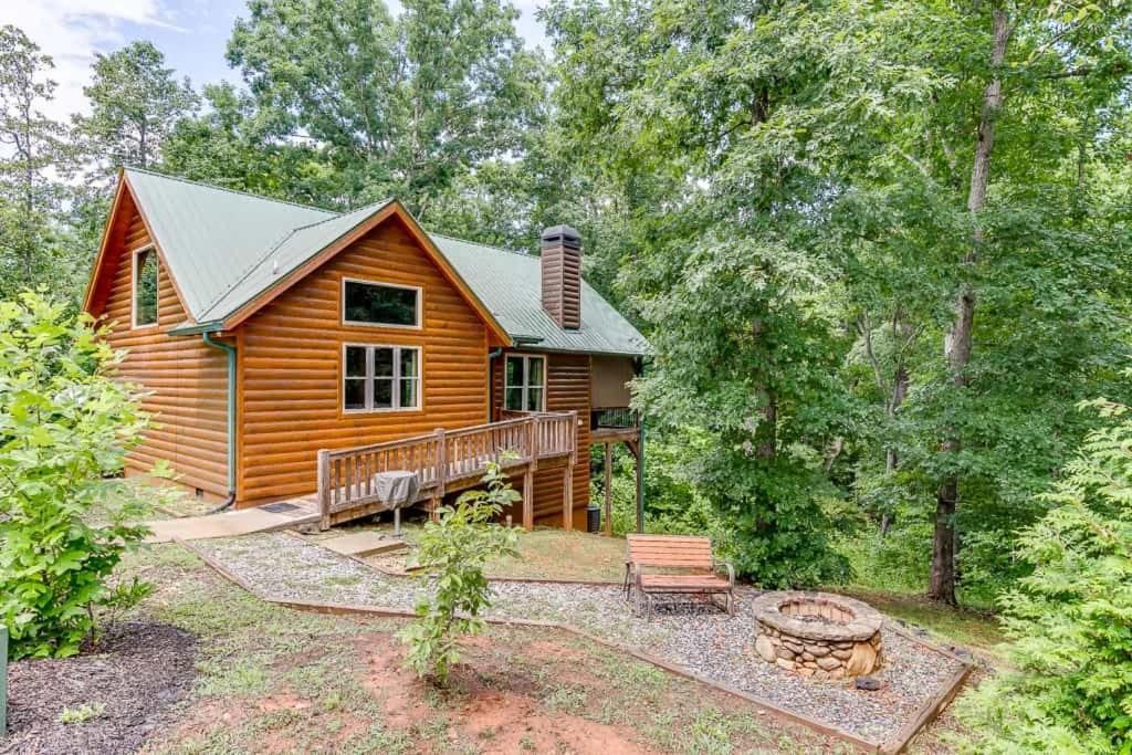 Perfect Couples Cabin W 2 Person Spa Bath Cornelia Dış mekan fotoğraf